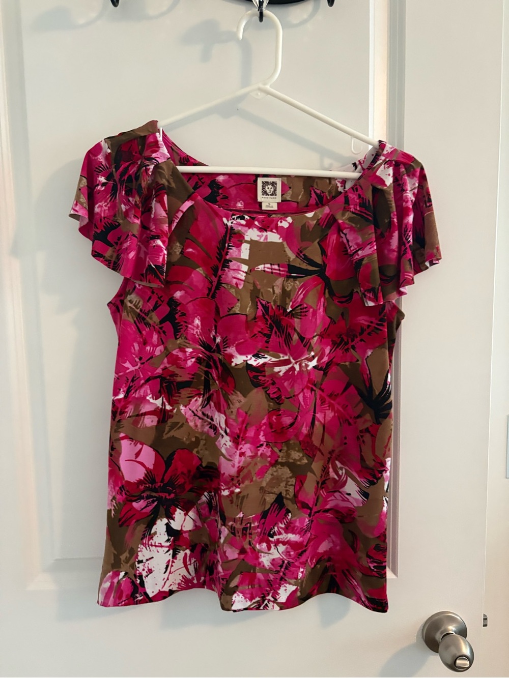 Anne Klein Pink Floral Flutter Sleeve Blouse